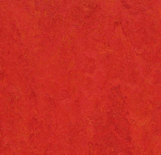 Marmoleum Marbled Fresco 3131/313135 scarlet