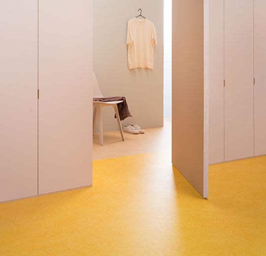 Marmoleum Marbled Fresco 3251/325135 lemon zest
